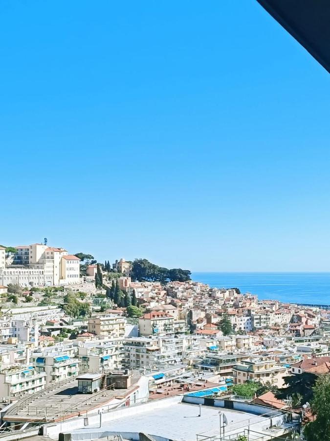 Apartment Skyline Su Sanremo